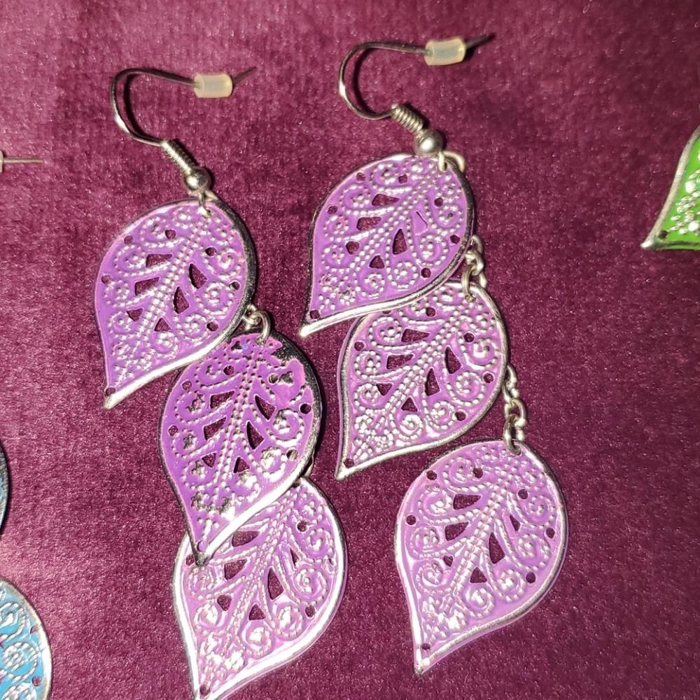 Earrings - Picture 3 of 4